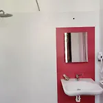 Cecilia Отель