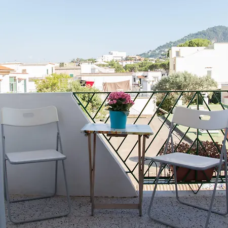 Cecilia Otel Ischia
