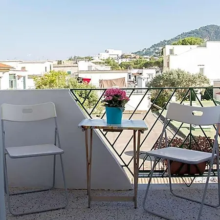 Cecilia Hotel 2*
