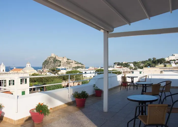 Cecilia Hotel