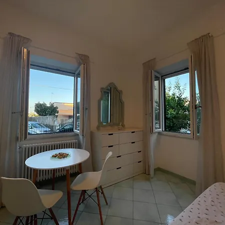 Cecilia Hotel